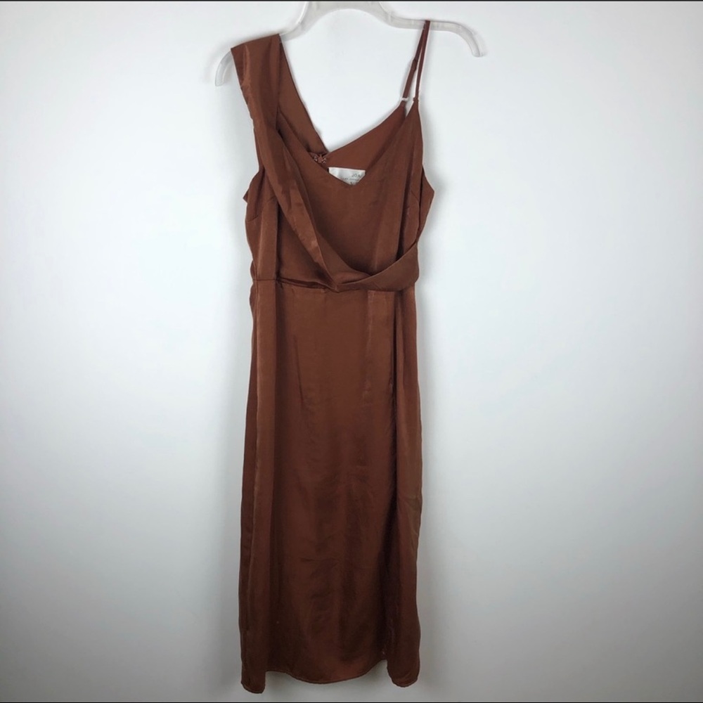 Lulu’s JOA Off Shoulder Leg Slit Midi Dress - Picture 3 of 10